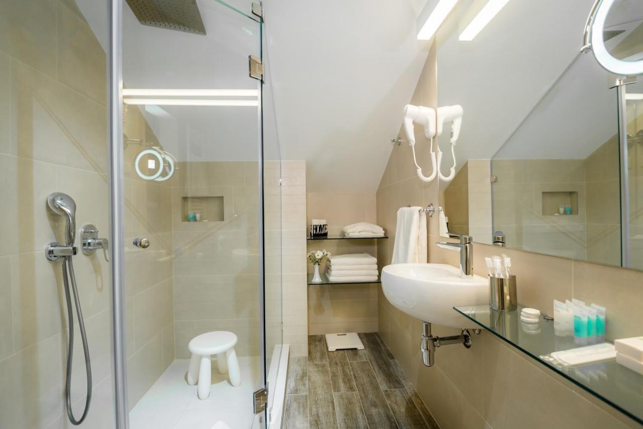 Boutique Adagio 公寓式酒店 4*
